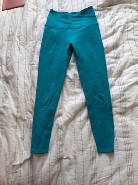 Beyond Yoga Teal leggings